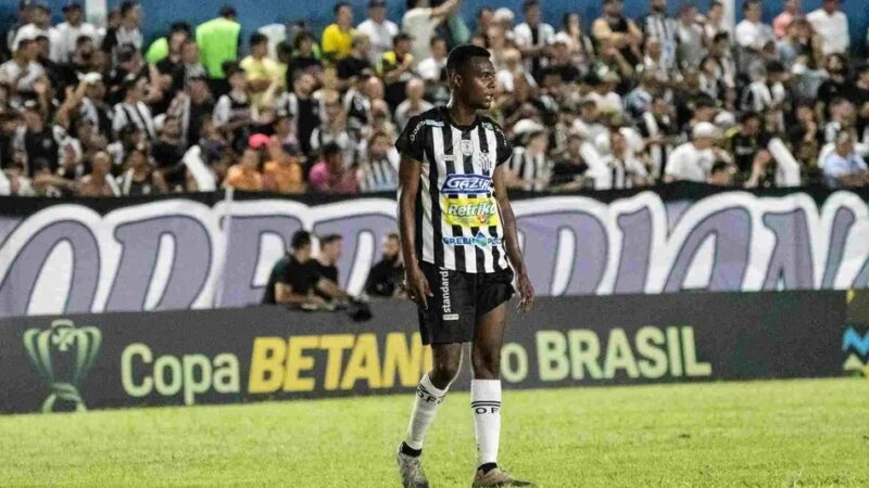 Sampaio acerta contratação de lateral-esquerdo ex-MAC para Série D do Brasileiro