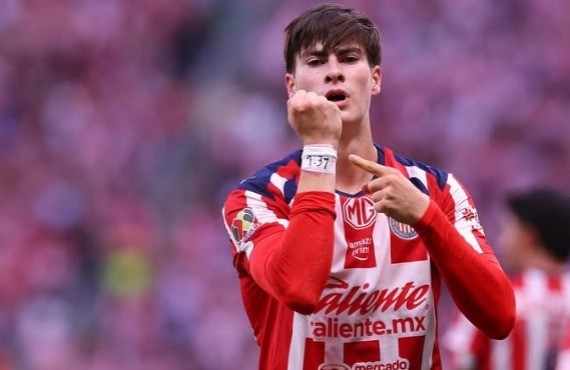 Fã de animes e goleador: quem é Hormiga, joia da seleção mexicana monitorada pelo Barcelona