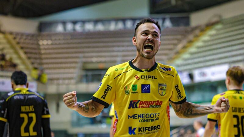 Jaraguá busca empate com o Campo Mourão na abertura da Liga Nacional de Futsal