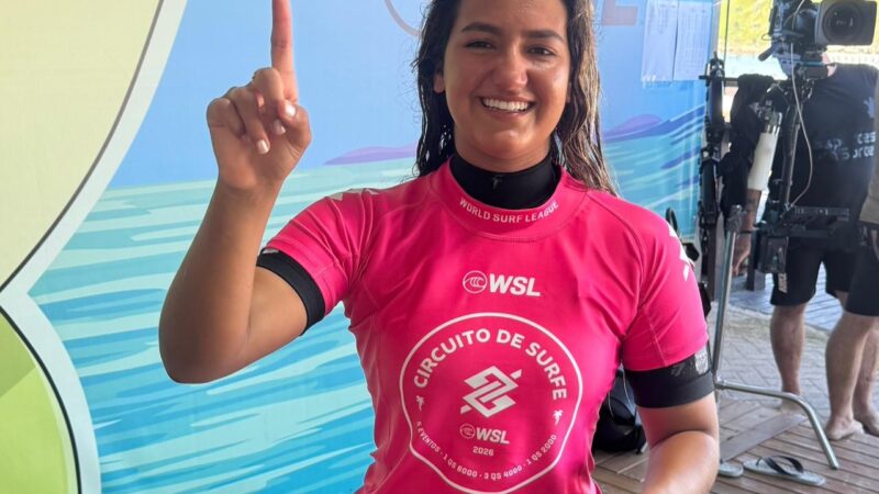 Sophia Medina é campeã do QS 6000 da WSL em Imbituba