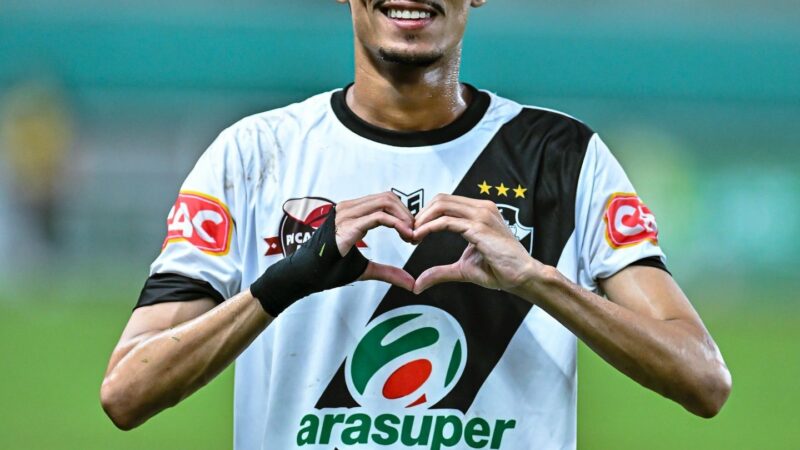 Artilheiro do Acreano se diz surpreso com feito: “Momento feliz e marcante em minha carreira”