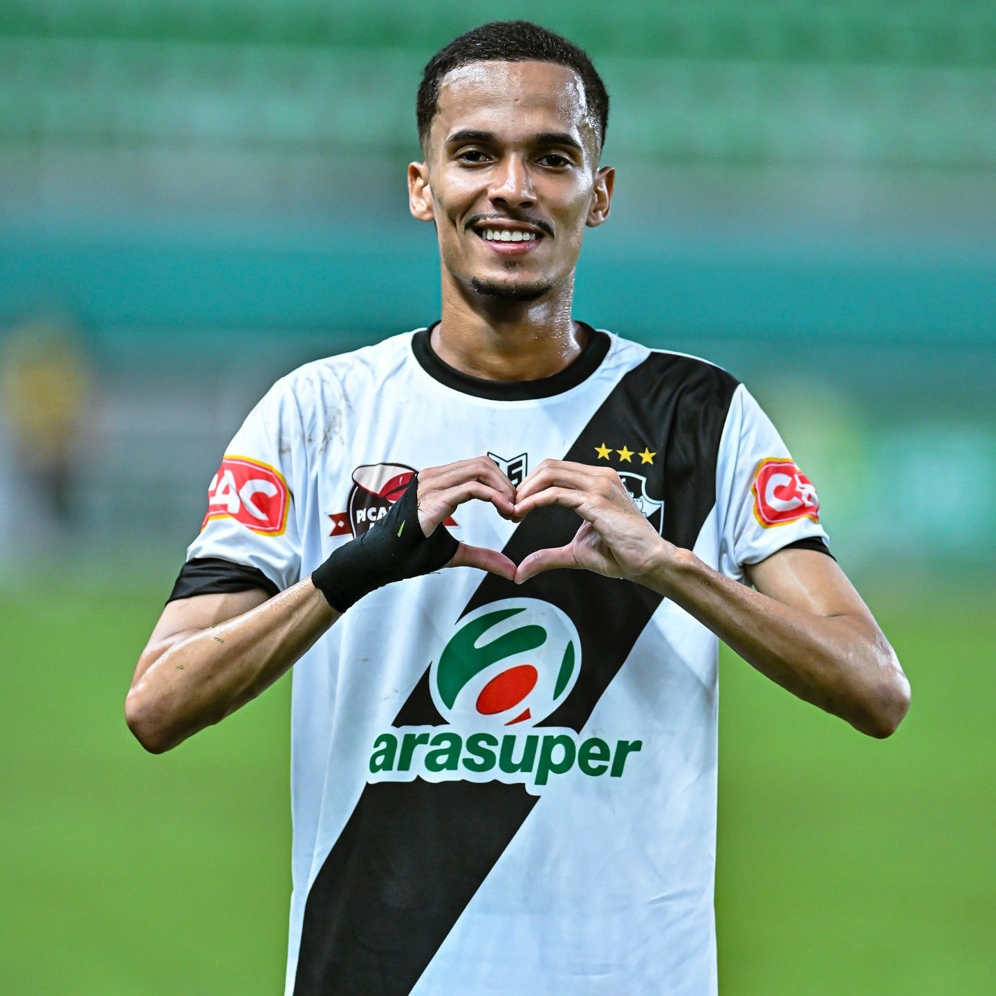 Artilheiro do Acreano se diz surpreso com feito: “Momento feliz e marcante em minha carreira”