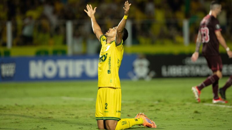 Zagueiro do Mirassol explica por que vitória por 1 a 0 “foi melhor que 3 a 0” para retomar a confiança