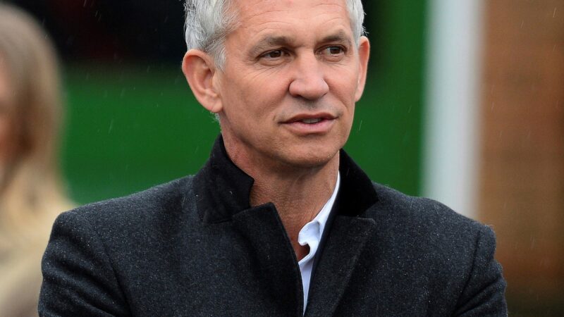 Ídolo inglês revela reação de Cristiano Ronaldo: “Me deixou de seguir porque eu disse que Messi era melhor”