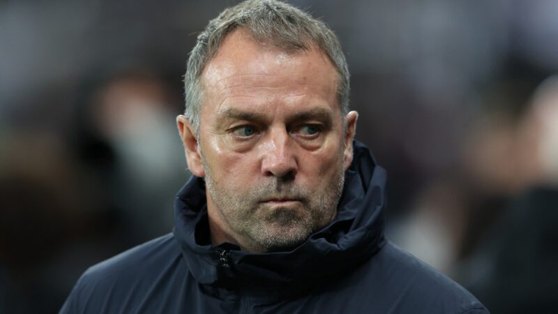 Flick diz que pretender renovar com o Barcelona para encerrar a carreira: “Quero ganhar a Champions”