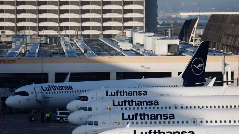 Lufthansa cortará voos para economizar combustível