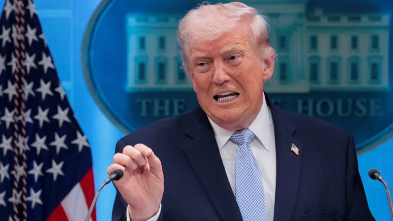 Trump diz que Irã está fazendo um ‘trabalho muito ruim’ após anúncio de reabertura do Estreito de Ormuz