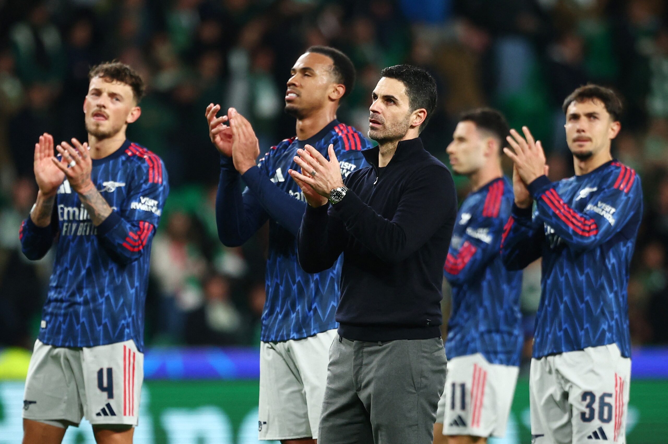 Manchester City depende só de si para tirar título da Premier League do Arsenal de novo; veja cenário