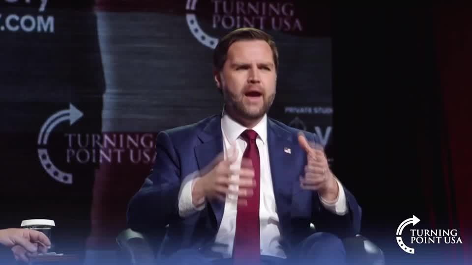 Vice de Trump, J.D. Vance diz que papa Leão XIV  deveria ‘ter cuidado ao falar sobre questões de teologia’