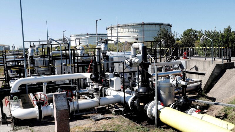 Ucrânia retoma transporte de petróleo russo para a Europa