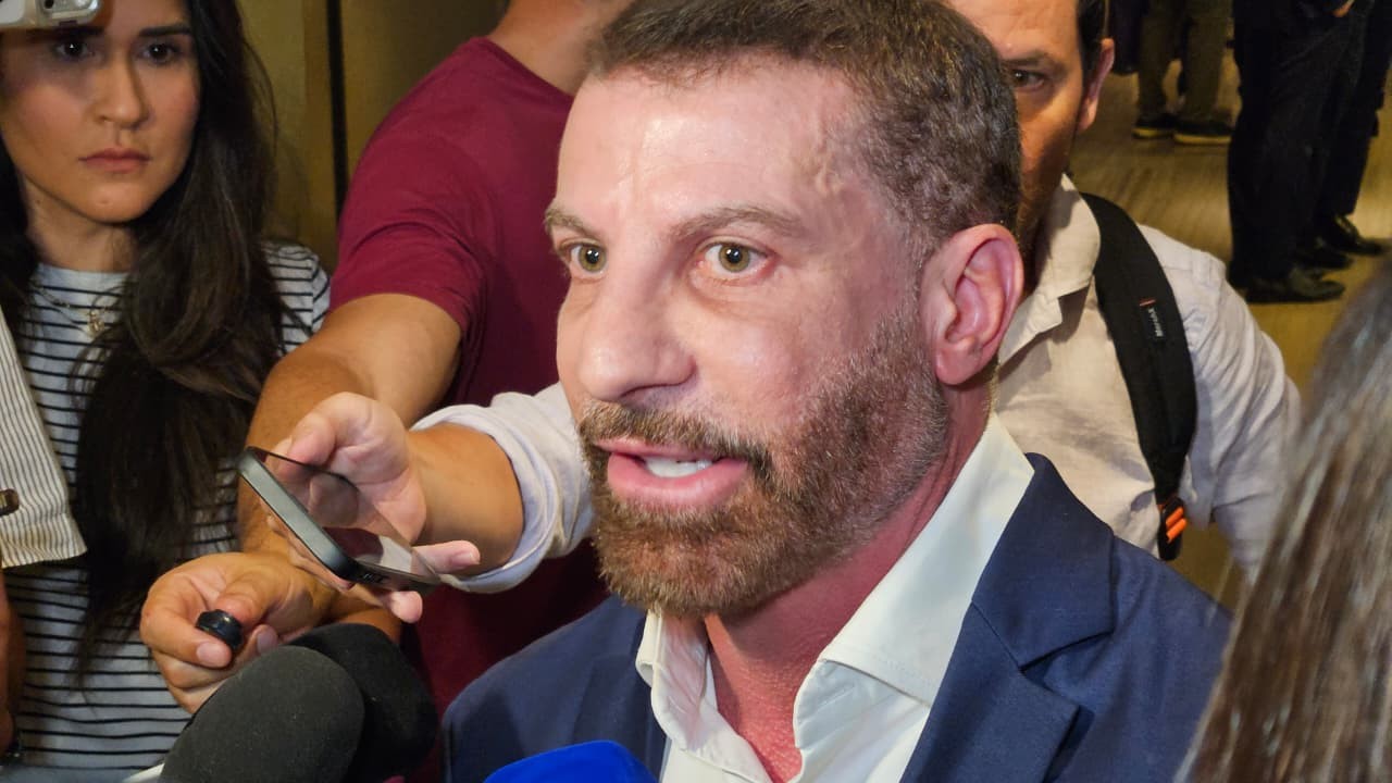 STJD reforma decisão e condena Pedrinho, presidente do Vasco, a 15 dias de suspensão