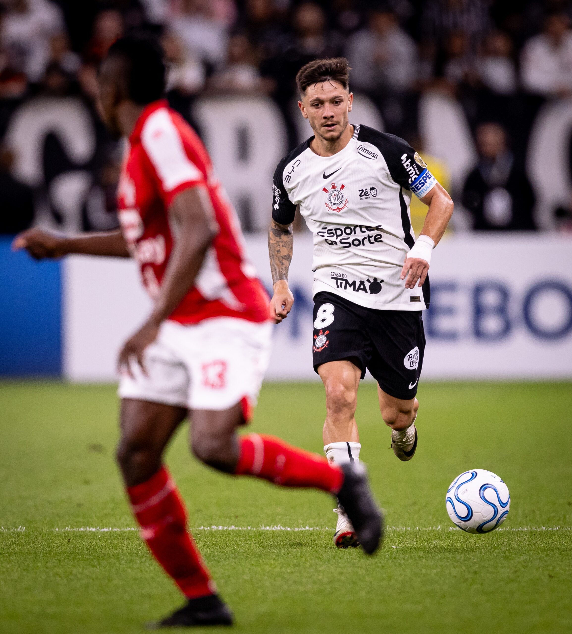 Como Garro resgatou bom futebol com Diniz no Corinthians e igualou números de 2025 com menos jogos