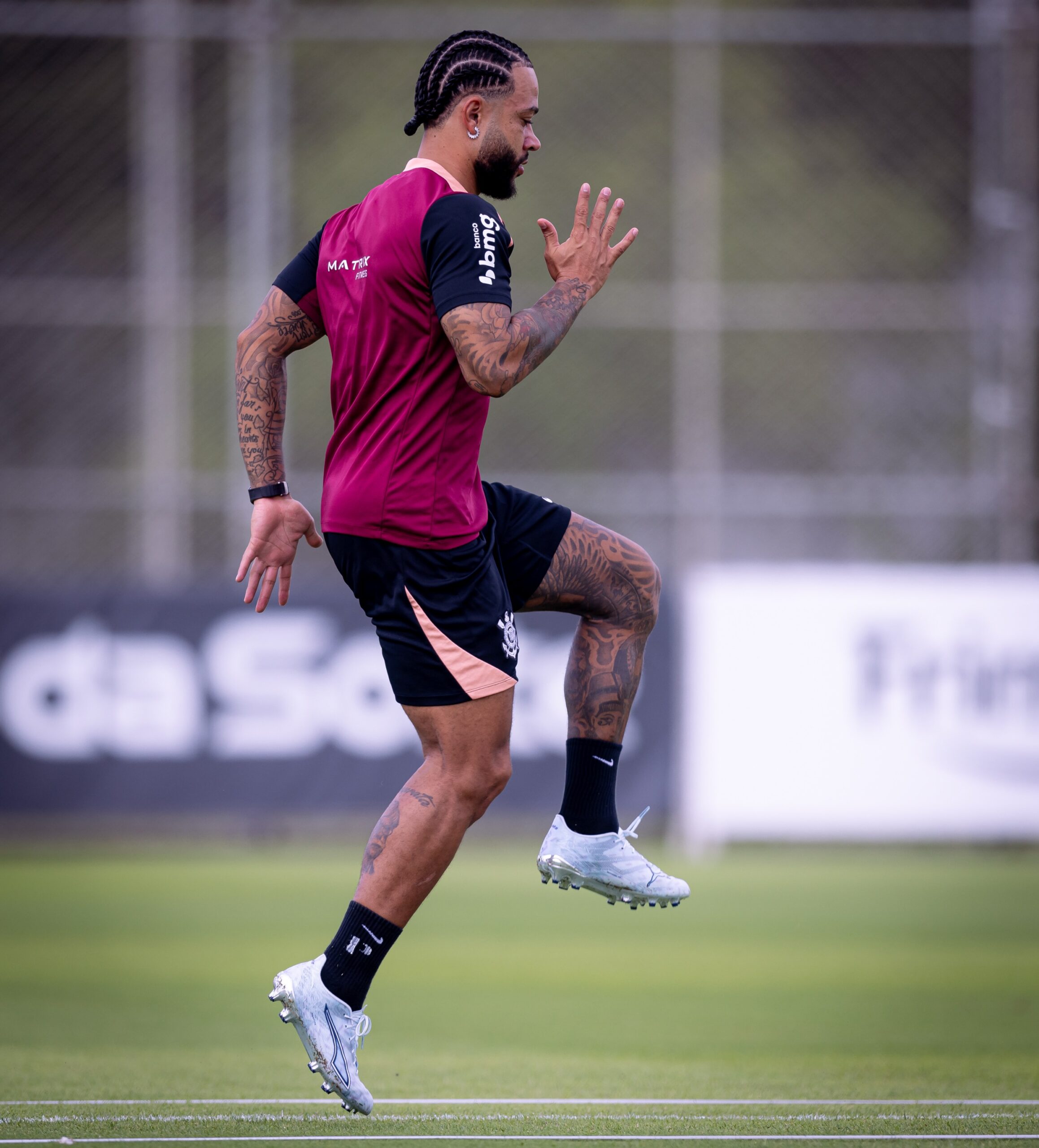 Treino do Corinthians: Memphis inicia transição física, e Gui Negão se aproxima de retorno