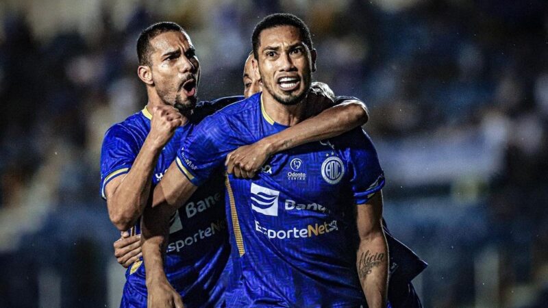 Confrontos entre Brusque e Confiança têm Hernane Brocador destaque, demissão e muitos gols