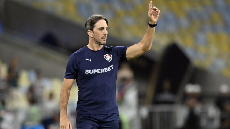 Zubeldía analisa derrota do Fluminense para o Ind. Rivadavia na Libertadores