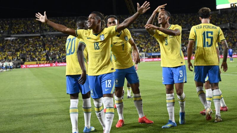 Jogadores deixam recados (positivos) para Ancelotti antes da lista final da Seleção