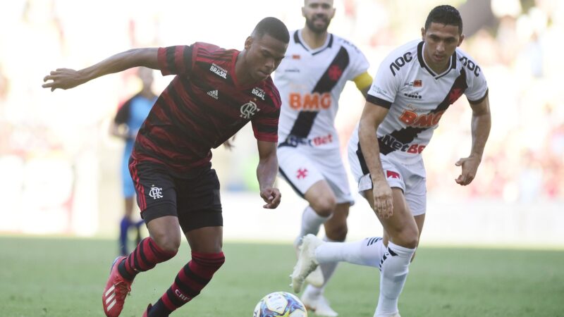 CSA anuncia a contratação do atacante Lucas Silva, campeão da Libertadores pelo Flamengo