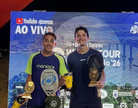 Augusto Neto conquista etapa do Circuito Mundial de Beach Tennis