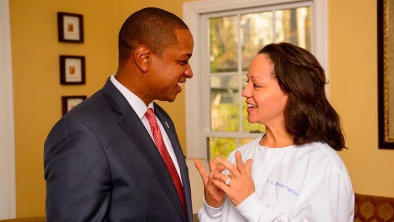 Ex-vice-governador mata esposa e comete suicídio nos EUA, diz polícia