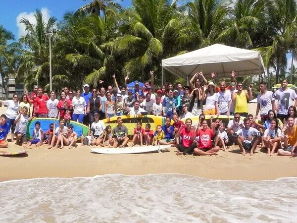Onda Azul: Festival de surf gratuito para autistas acontece neste sábado em Florianópolis