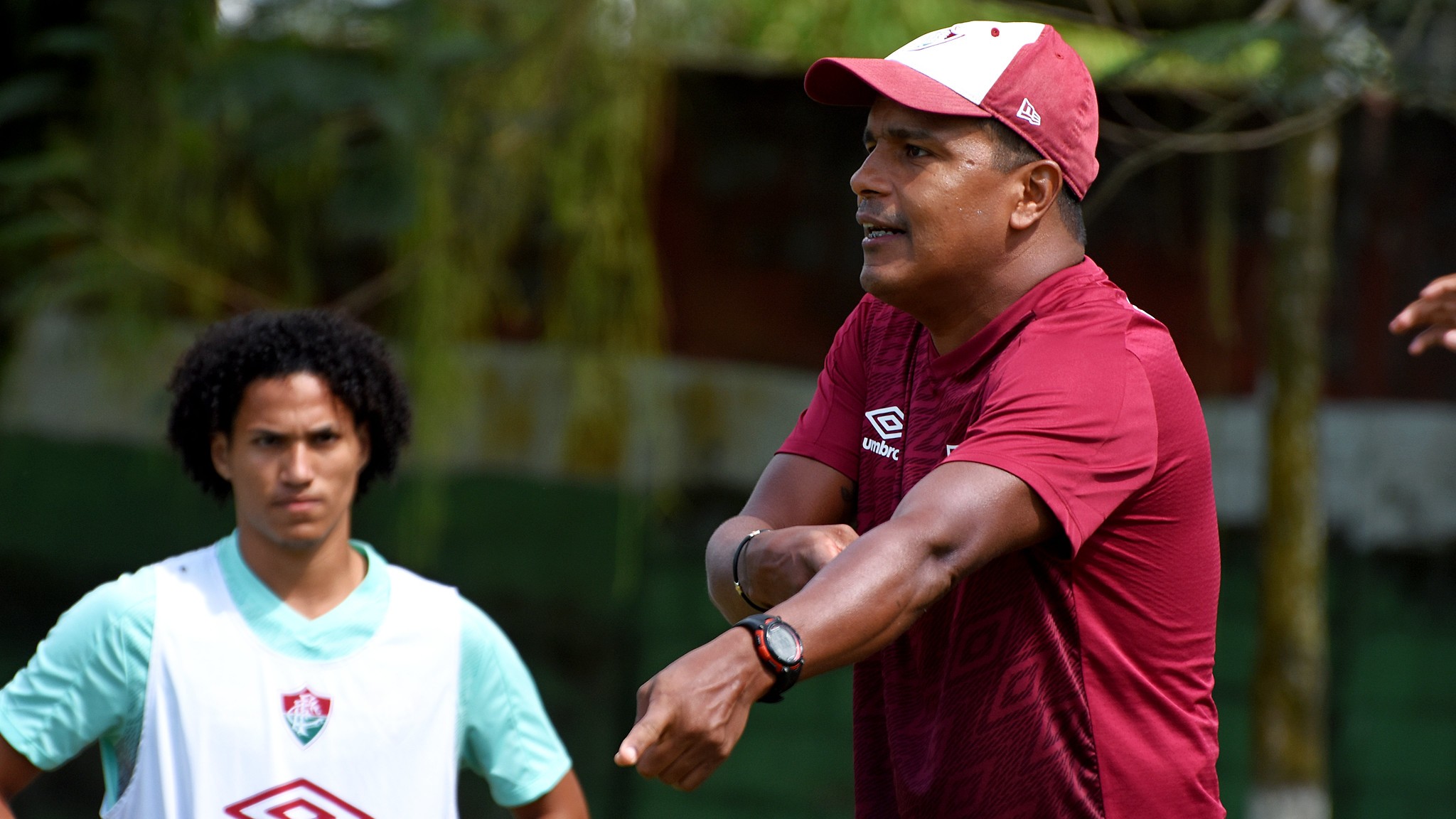 Lembra dele? Ex-zagueiro de Flu, Inter, Corinthians e Seleção será técnico na segunda divisão em MG