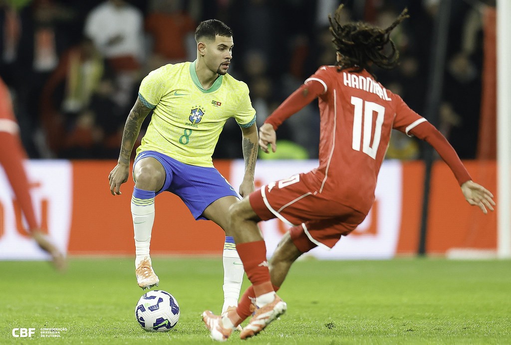 Bruno Guimarães diz ter temido pela Copa e vibra com retorno: “Nunca tinha sentido essa dor”