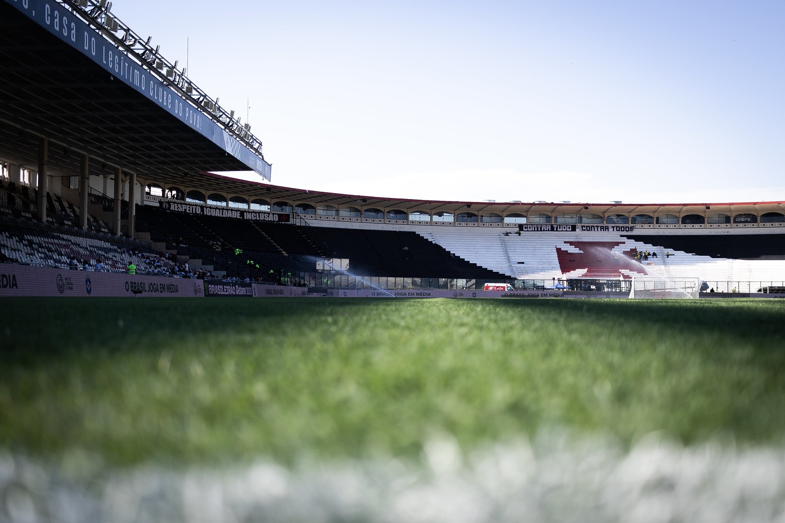 Vasco x Botafogo: onde assistir ao vivo, horário e escalações