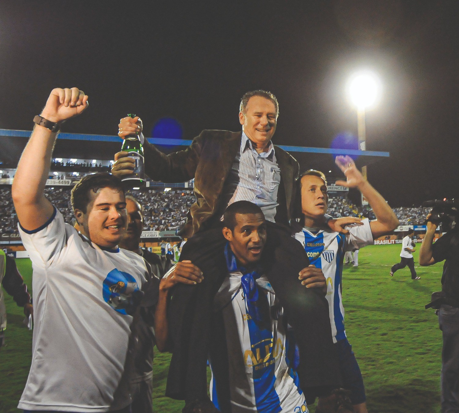 Livro conta a história de Zunino, ex-presidente do Avaí