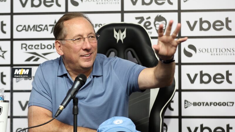 Textor sugere investimento imediato de R$ 128,5 milhões por trégua em conflitos no Botafogo