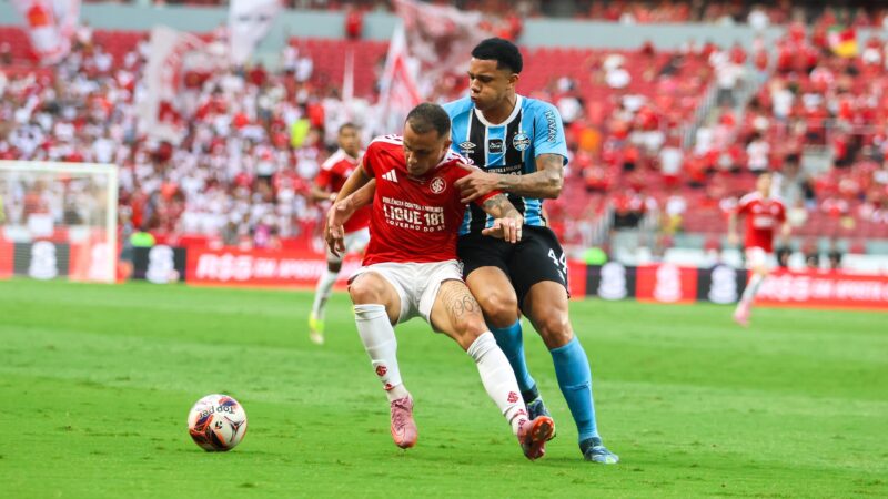 Empate no Gre-Nal ajuda os dois?