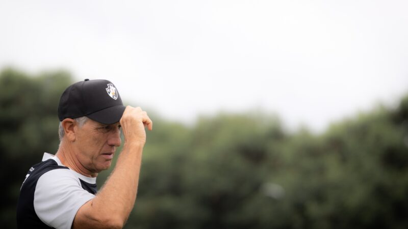 Conmebol abre processo disciplinar contra Renato Gaúcho, que não foi a jogo do Vasco na Argentina