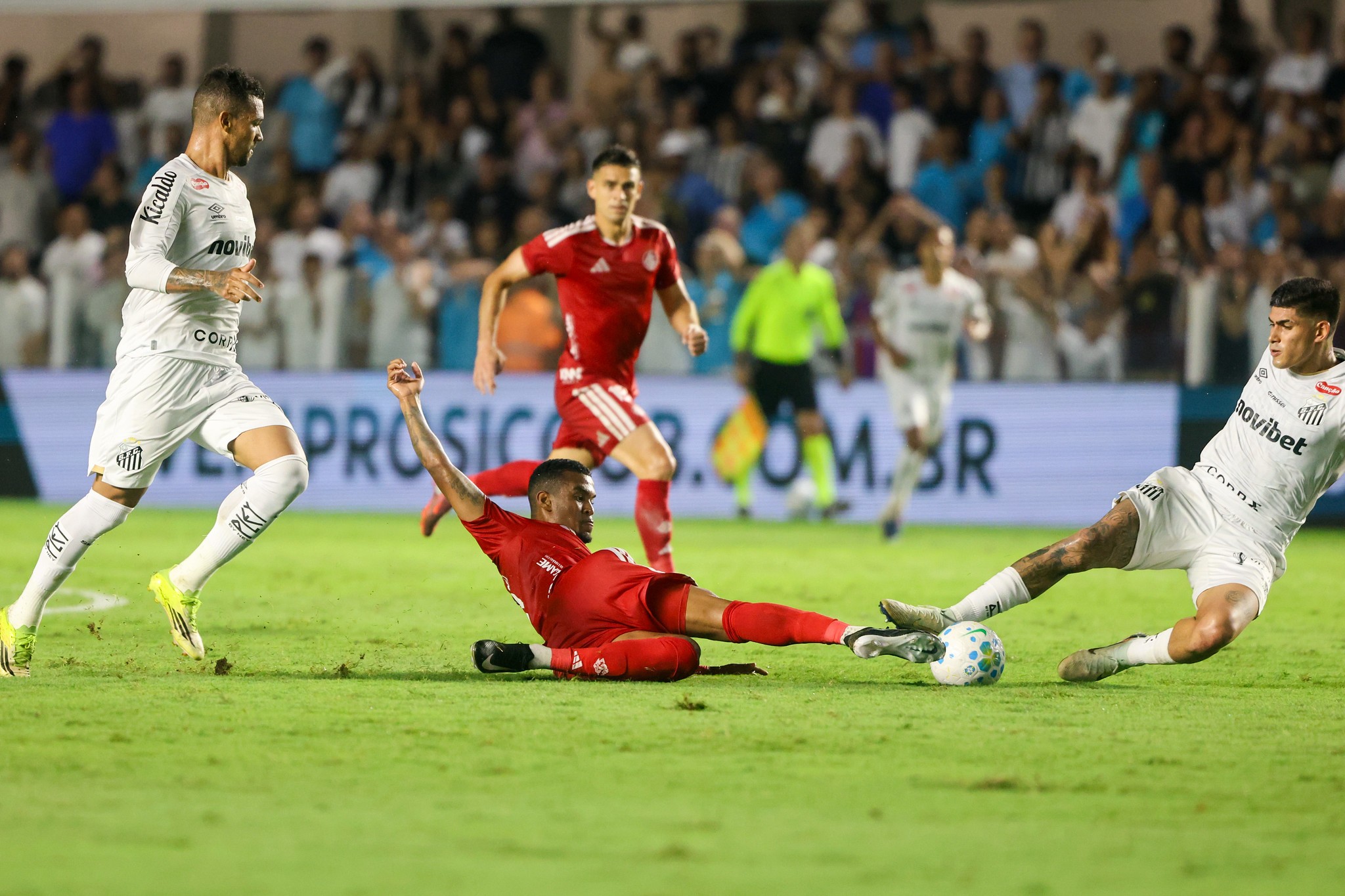 Pezzolano revive dilema para definir ataque do Inter; veja situação dos centroavantes