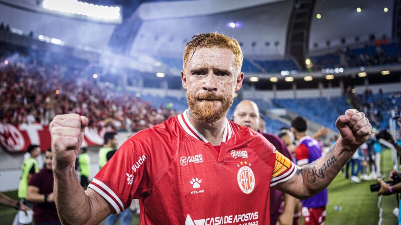 Ex-Palmeiras e Cruzeiro, ídolo do América-RN anuncia aposentadoria aos 38 anos