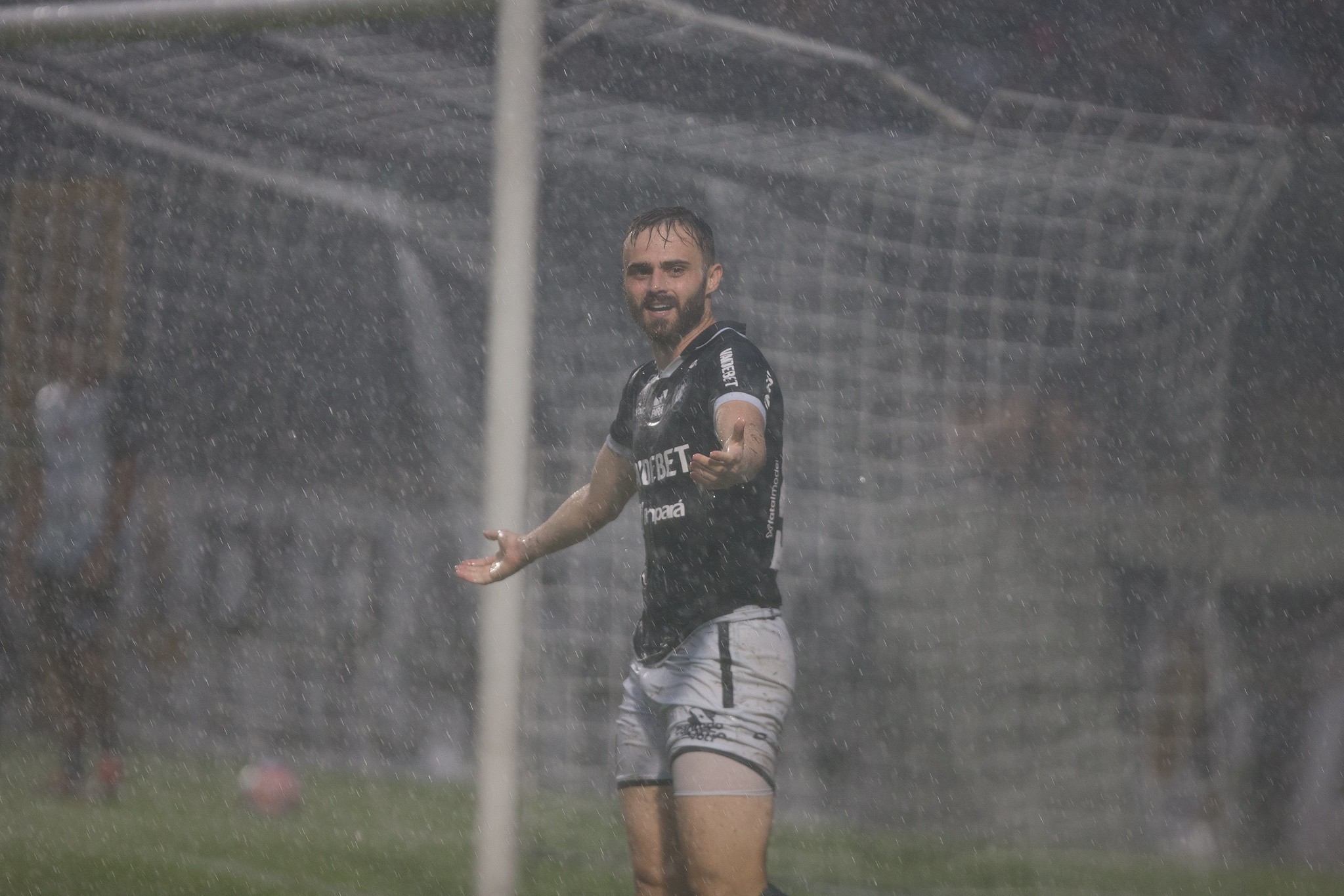 Gabriel Poveda projeta decisão do Remo na Copa Norte: “Vale nossa sobrevivência”