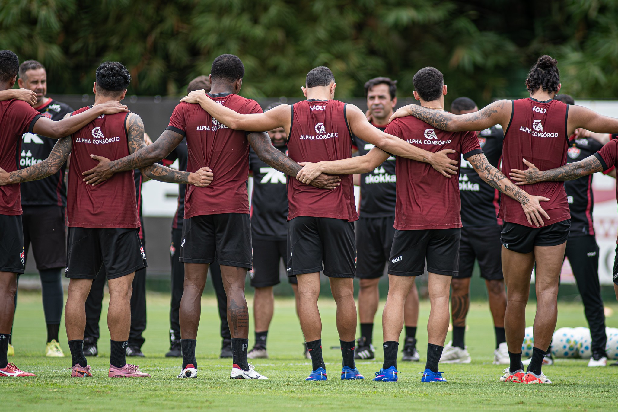 Vitória tenta melhorar como visitante no ano em estreia na Copa do Brasil contra o Flamengo