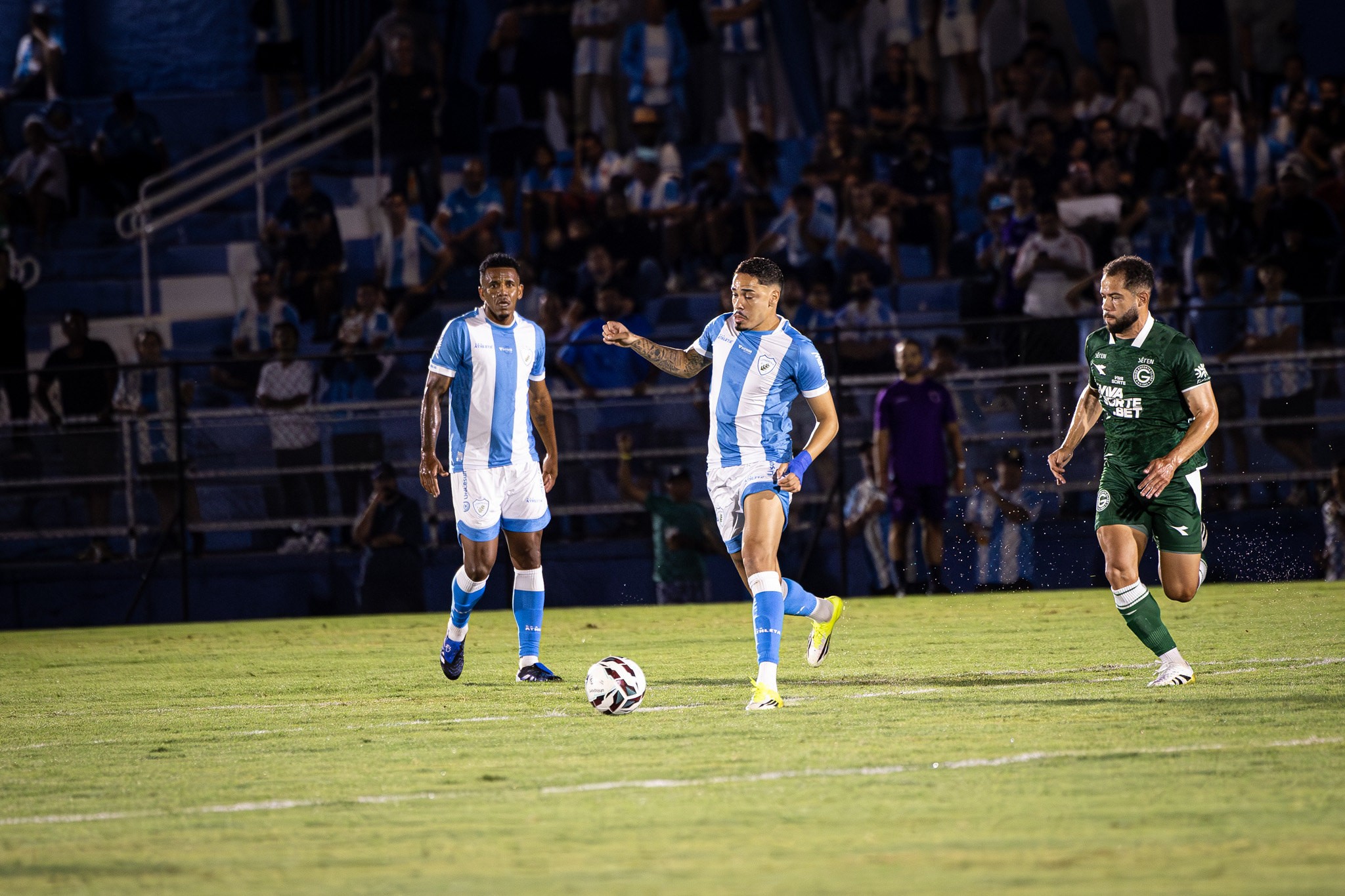 Raio-x do Londrina: time vive fase irregular e tem técnico pressionado antes de jogo com Ceará