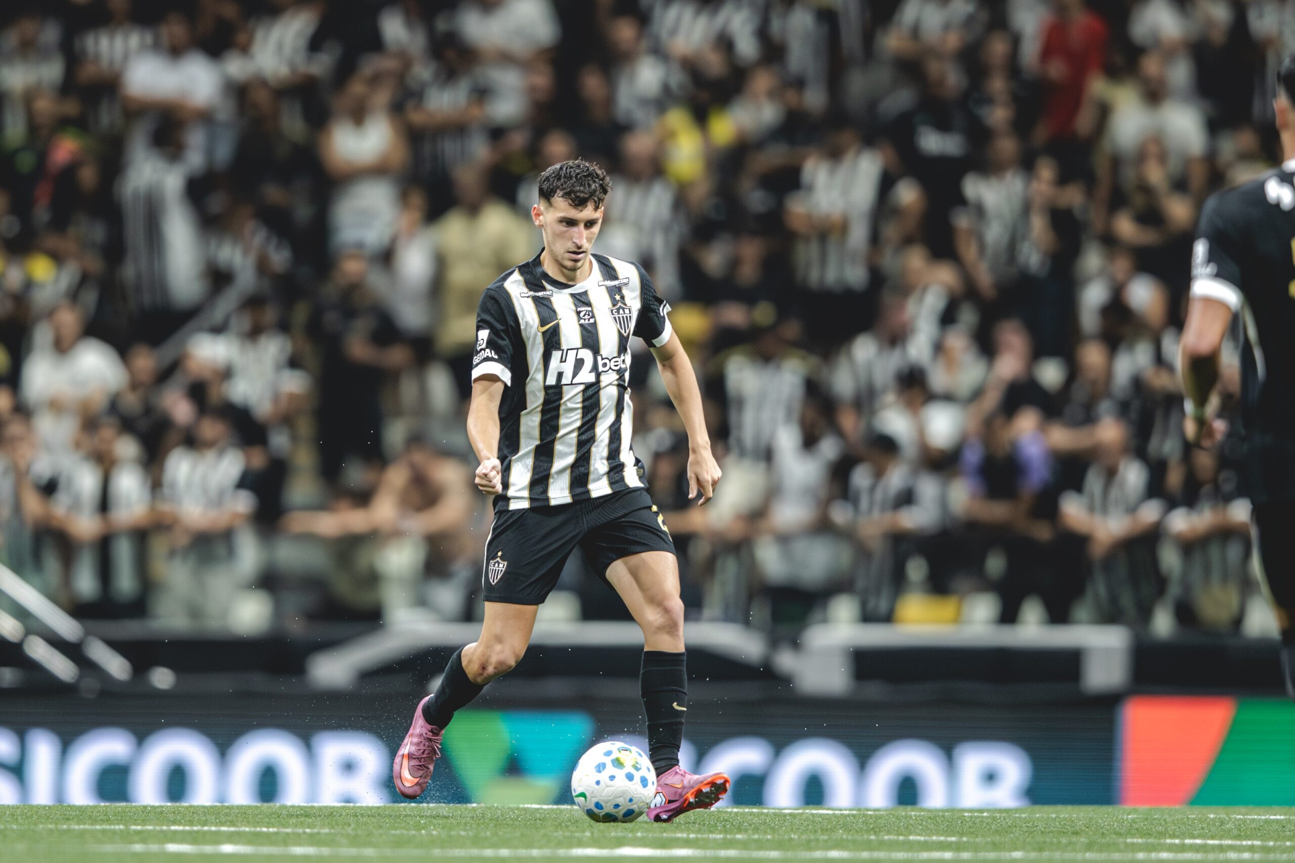 Atlético-MG tem até maio para ativar “condição especial” em contrato de Tomás Perez; veja detalhes