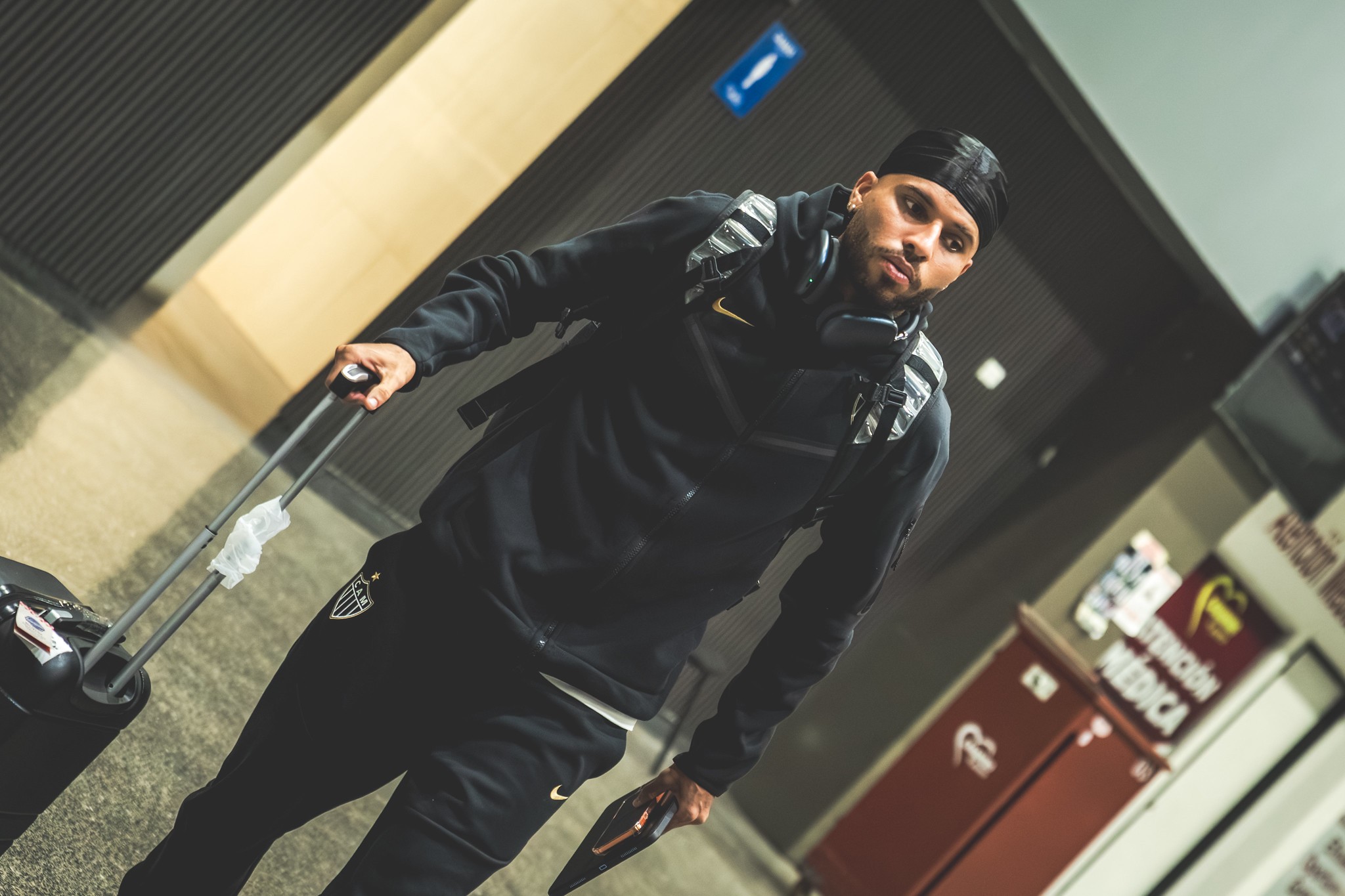 Volante do Atlético-MG desabafa e rebate críticas: “Falam muita besteira”