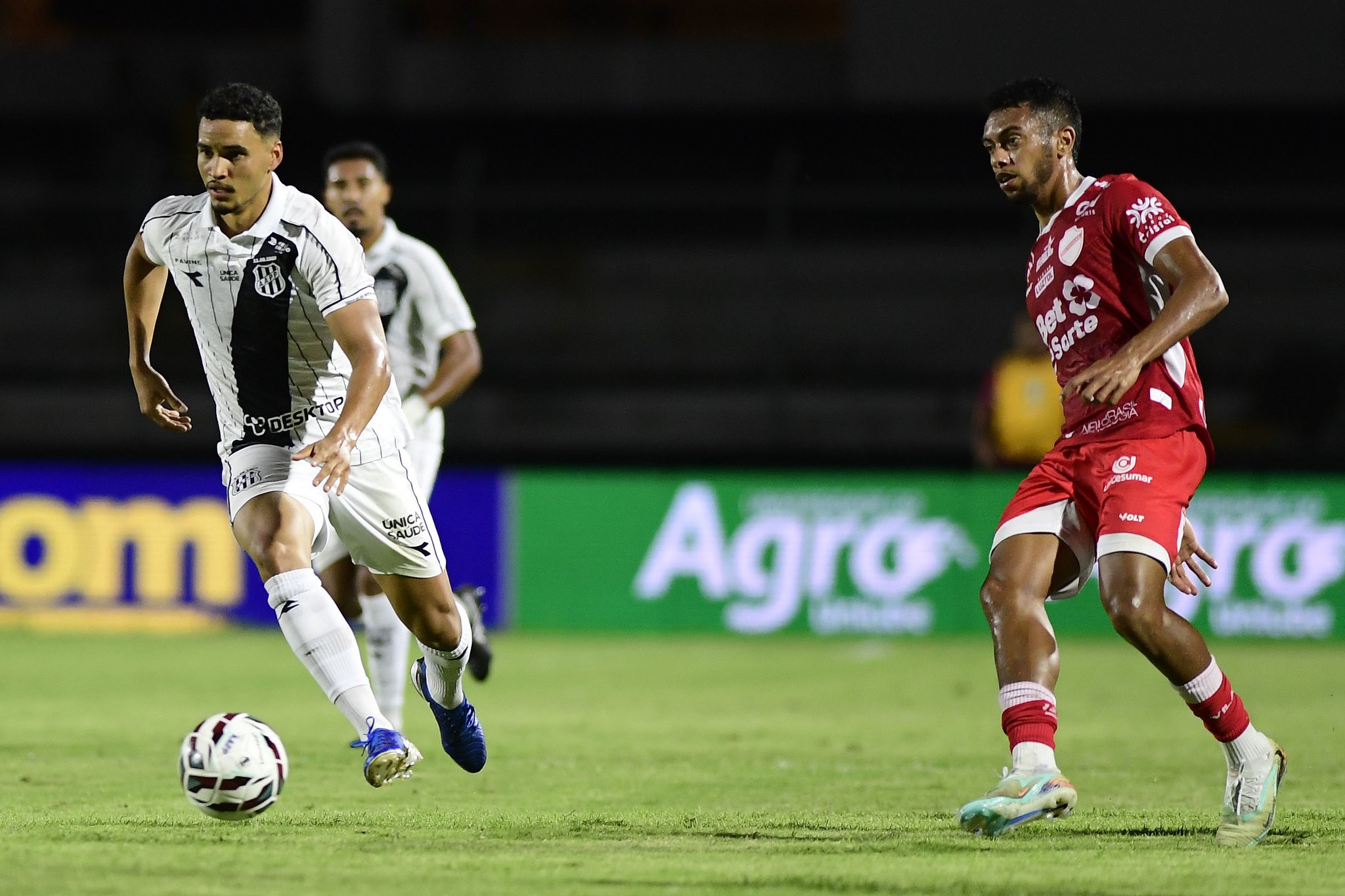 “Não existe a Ponte estar no Z-4”, diz volante sobre a situação na Série B