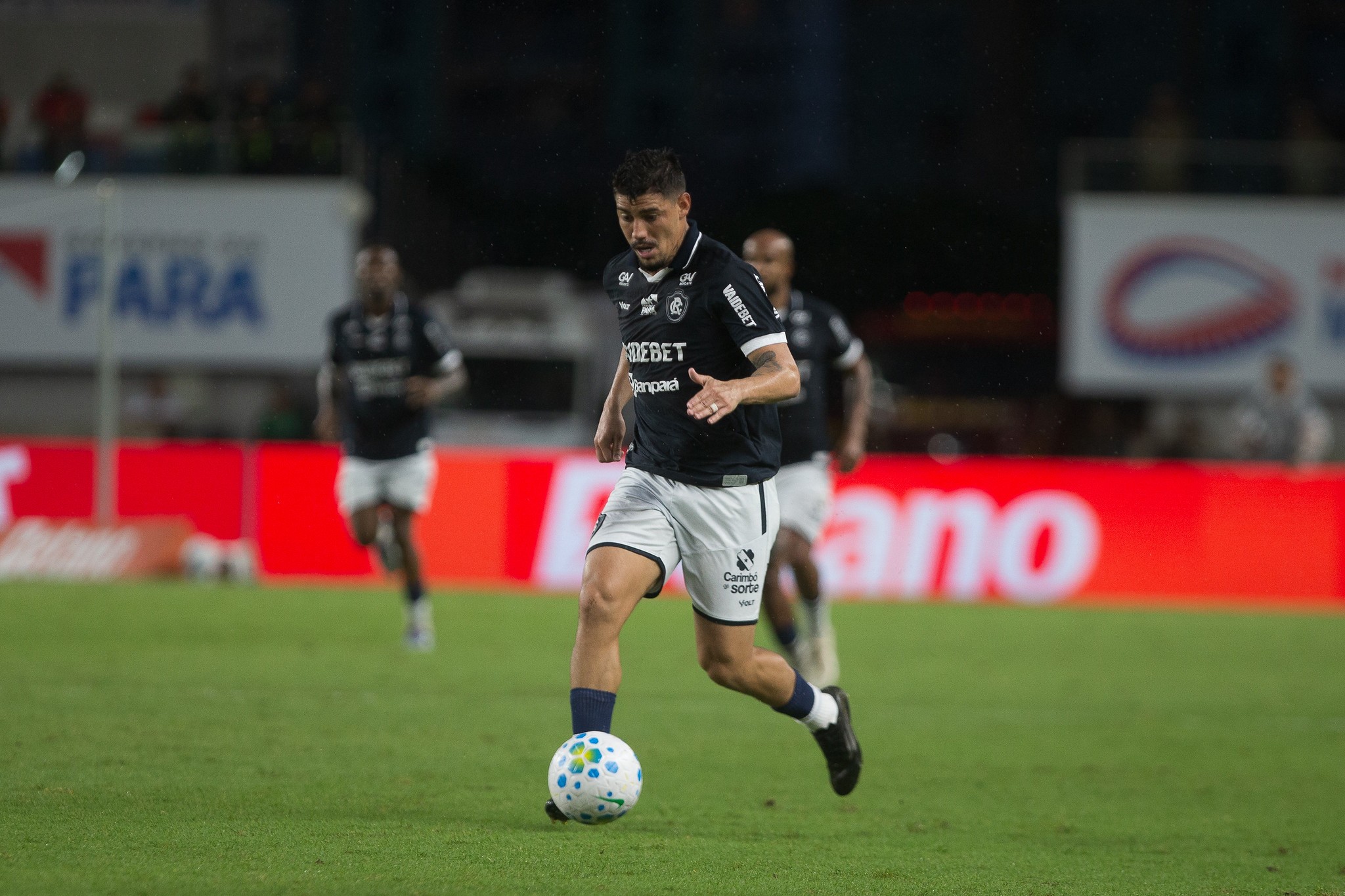 Titular com Condé, Mayk valoriza elenco do Remo após triunfo contra Bahia: “Somos capazes”