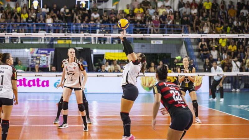 Sesc-Flamengo x Praia Clube pela semi da Superliga Feminina: onde assistir, horário e mais