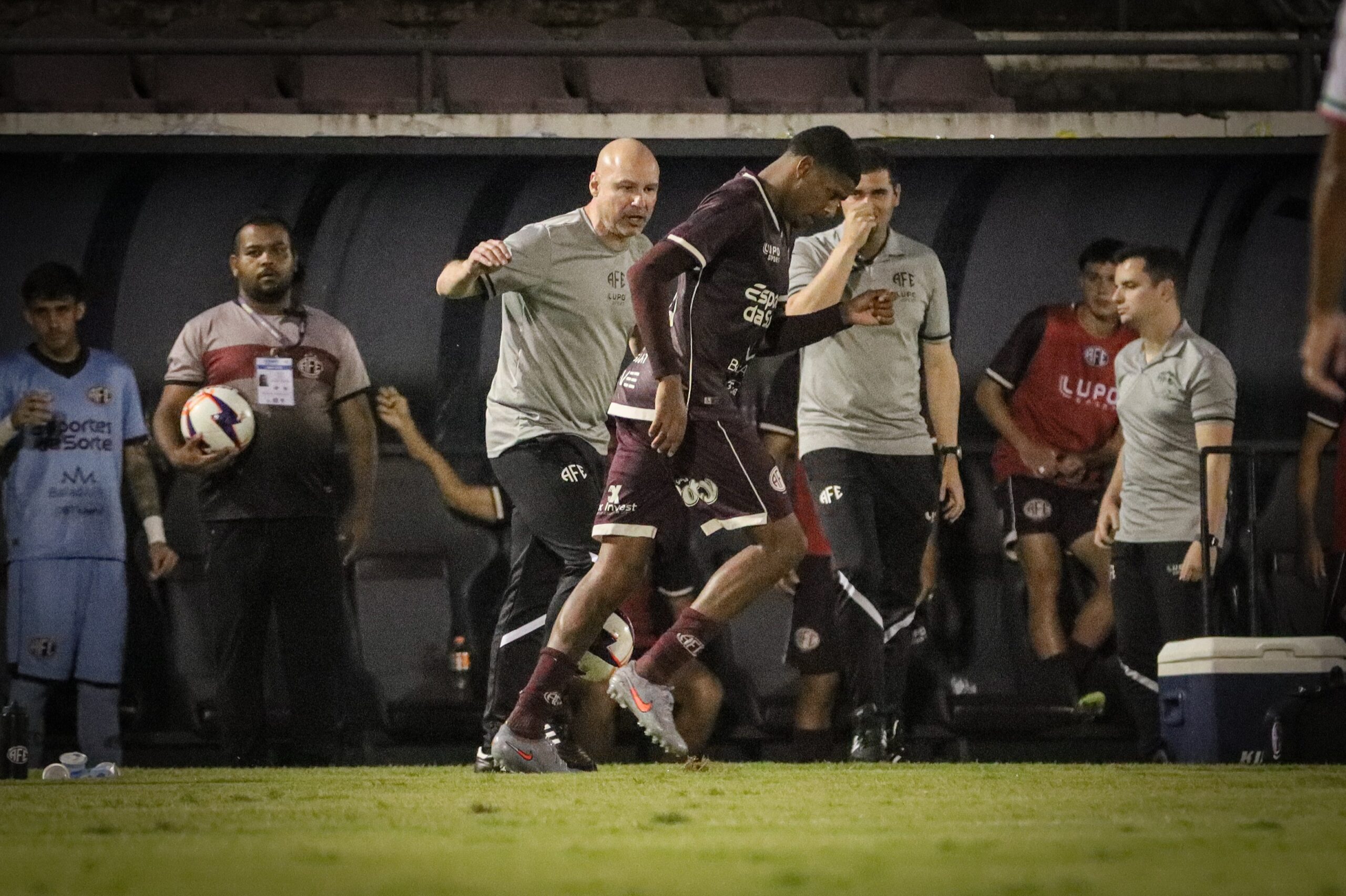 Mérito e maturidade: técnico da Ferroviária exalta elenco em classificação na Série A2