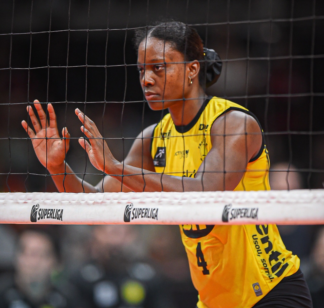 Morgahn Fingall cresce nos jogos decisivos e vira trunfo do Praia Clube para final da Superliga