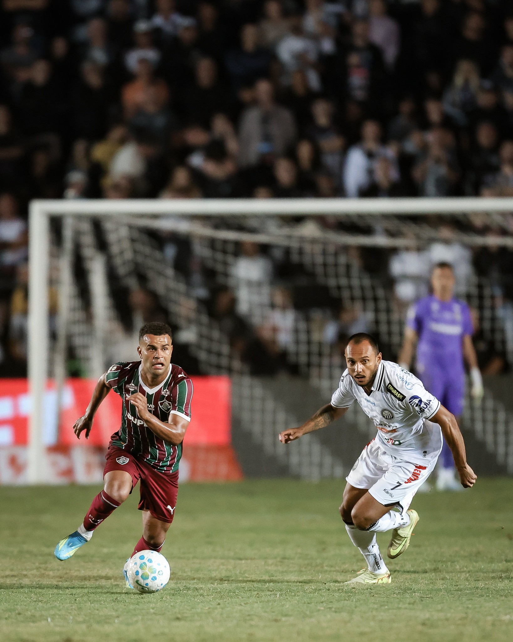 Com a confiança de Zubeldía, Alisson ganha chances e se apresenta como coringa no Fluminense