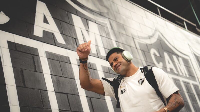 Hulk poderia jogar quais competições pelo Fluminense? Saiba situação de inscrição em cada uma delas