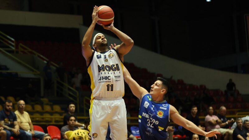 Mogi vence o jogo 3, “varre” o São José e vai às quartas de final do NBB