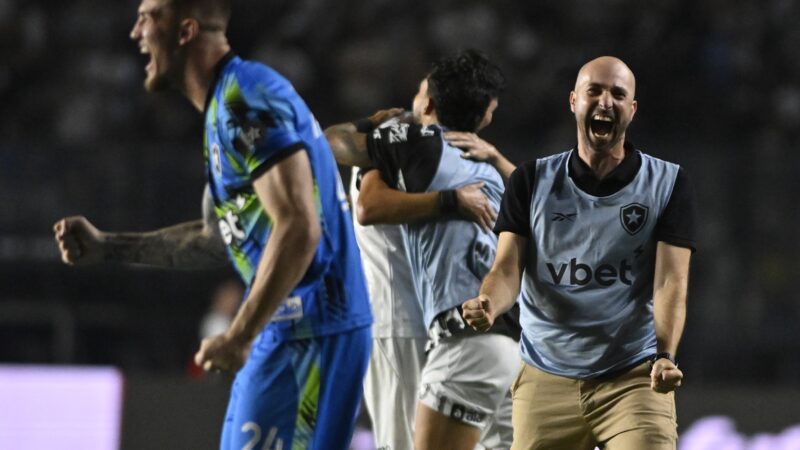 Análise: Botafogo vence primeiro clássico em 2026 e mostra erros e acertos a novo treinador