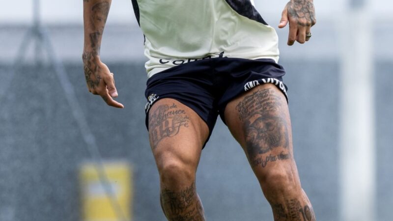 Fora da estreia do Santos na Sul-Americana, Neymar treina no CT Rei Pelé; veja fotos