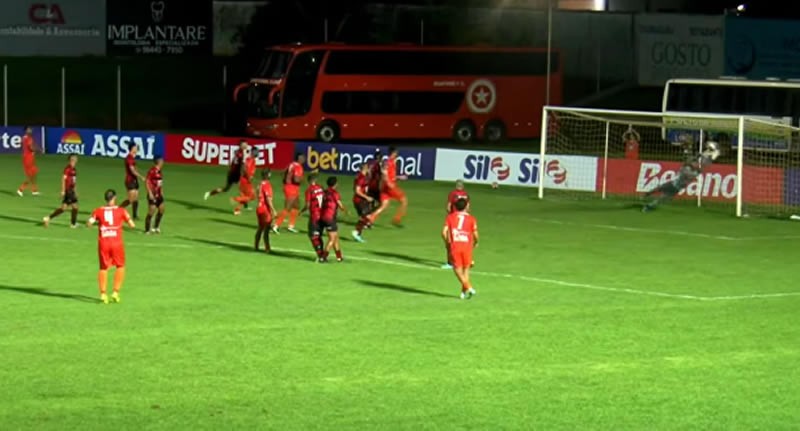 Trem sofre virada do Guaporé-RO e complica situação na Copa Verde