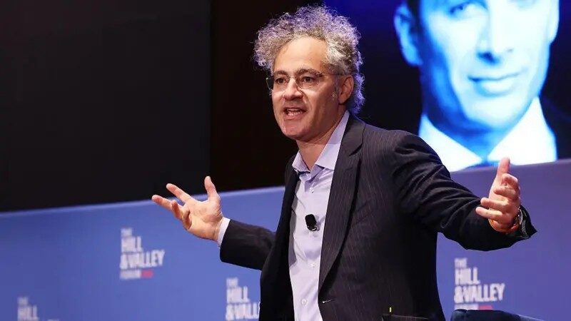Palantir: por que o crescimento do poder global da empresa de IA causa preocupação?